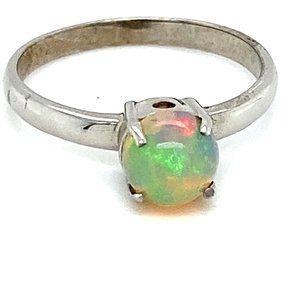 Welo Opal 1.10ct Platinum Finish Solid Silver Ring